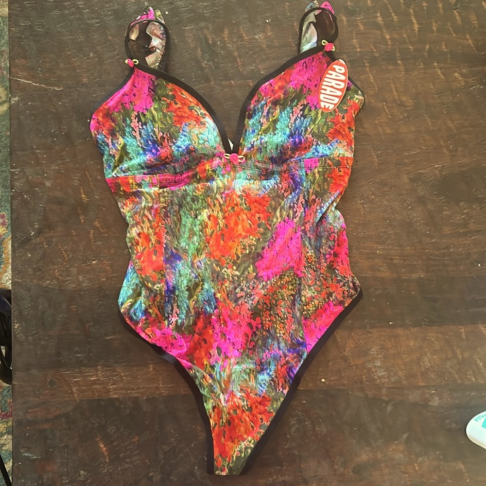 NWT Silky Mesh Flutter Strap Parade Bodysuit (Monet Floral Print)